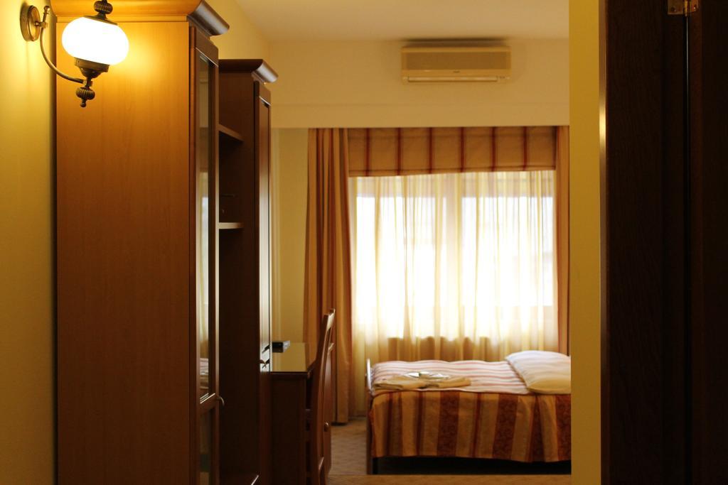 Hotel Horoscop 부쿠레슈티 외부 사진