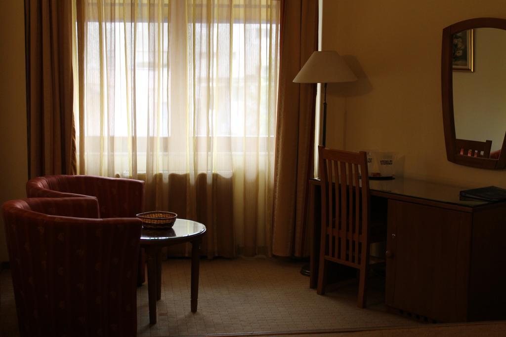 Hotel Horoscop 부쿠레슈티 외부 사진